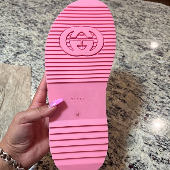 NEW GUCCI Pink Monogram Coated Canvas and Leather Trim Platform Sandals Size 40 - Picture 11 of 12
